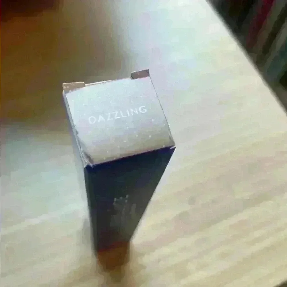 New Treslúce Beauty's Lips B Like...Plumping Lip Gloss! In Dazzling